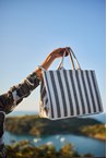 BREEZE TOTE BAG - cocoa stri